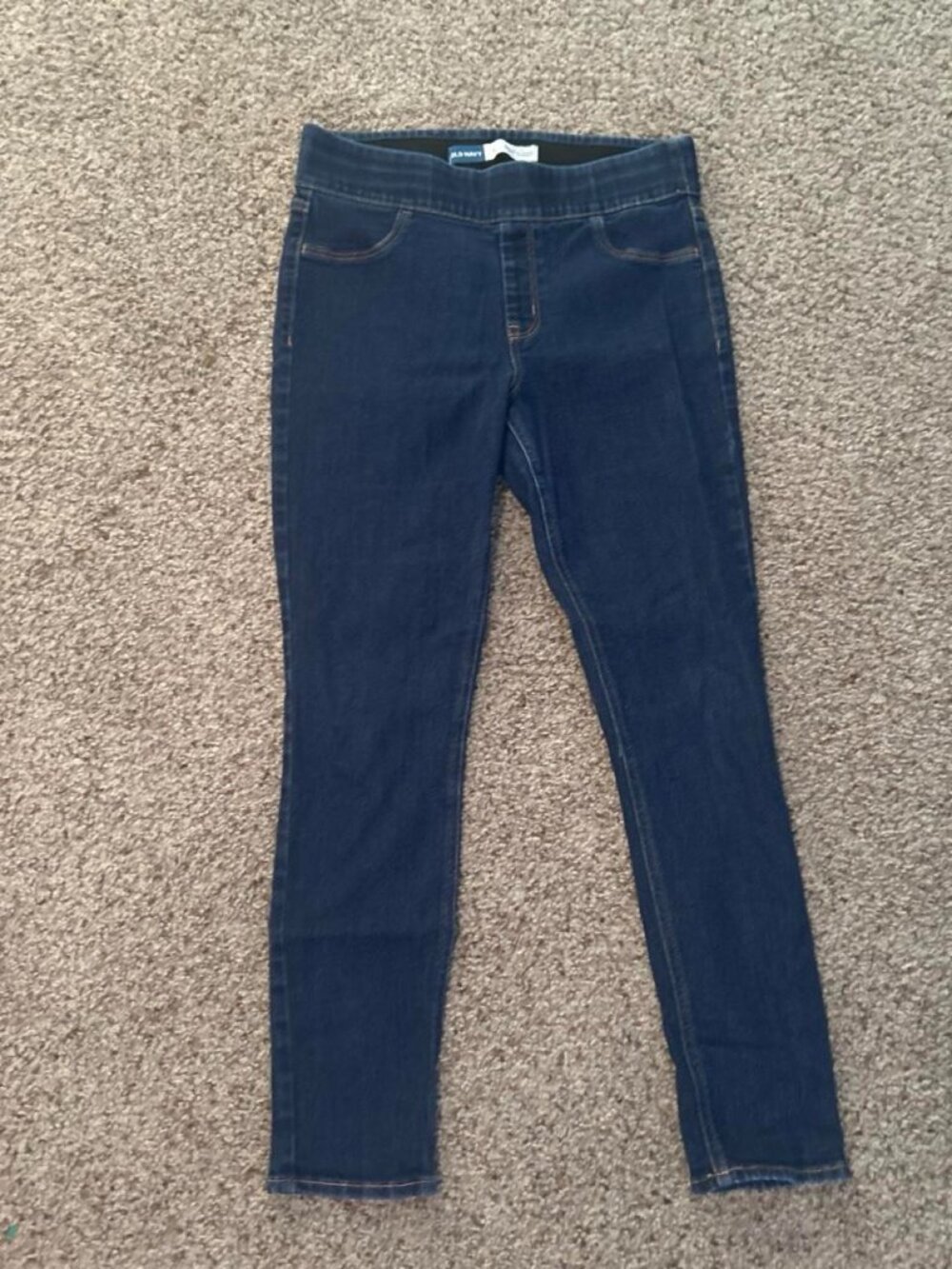 Old Navy dark wash skinny jeans